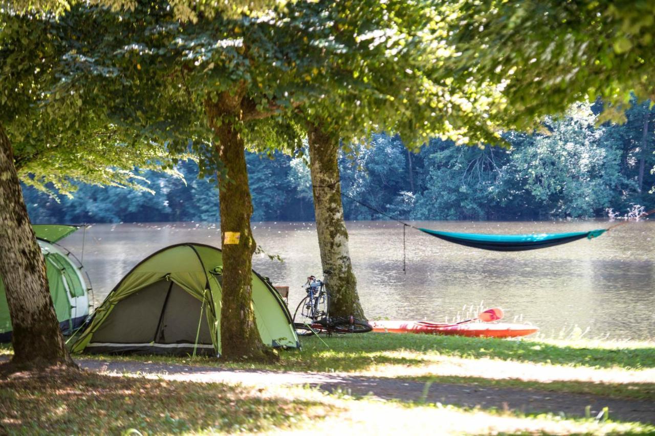Camping Le Chateau Du Gibanel Saint-Martial-Entraygues 외부 사진