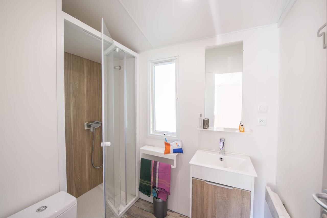 Camping Le Chateau Du Gibanel Saint-Martial-Entraygues 외부 사진