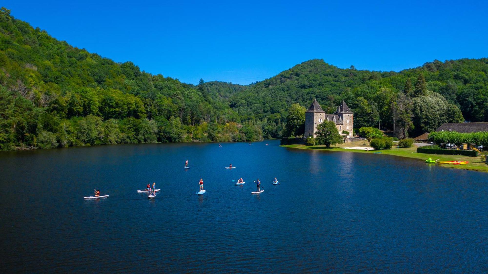 Camping Le Chateau Du Gibanel Saint-Martial-Entraygues 외부 사진